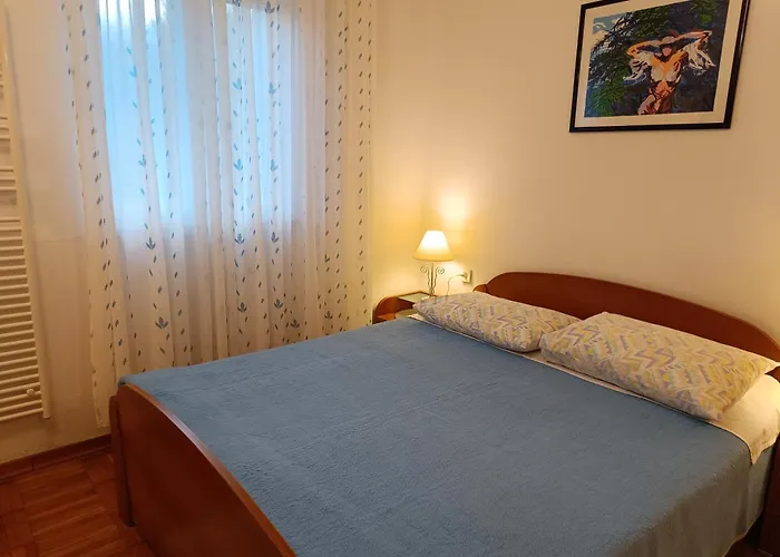 Apartments Fani Kanun