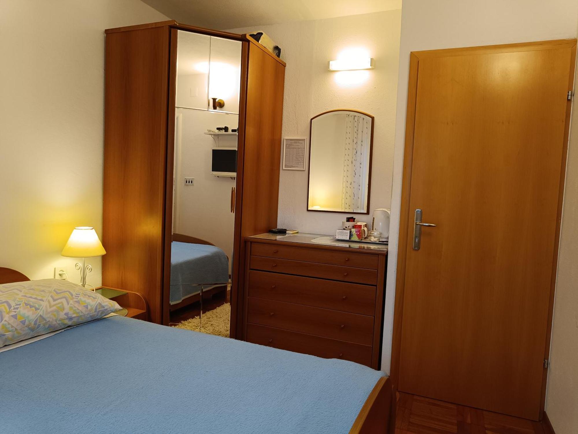 Fani Kanun Apartment